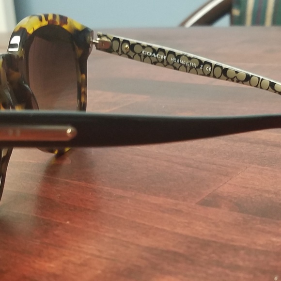 Coach Sunglasses - Picture 3 of 7